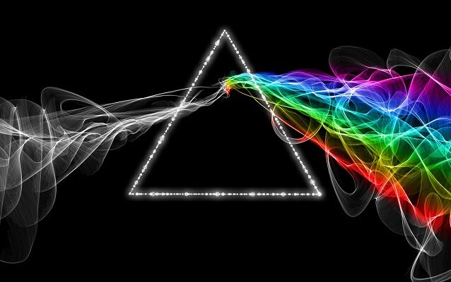 Roger Waters Has Re-recorded Pink Floyd’s “Dark Side of the Moon”!